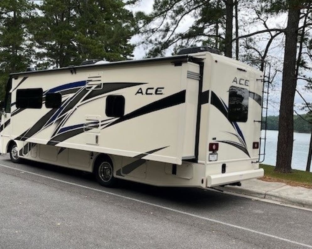 Class A RV for Rent in Buford,