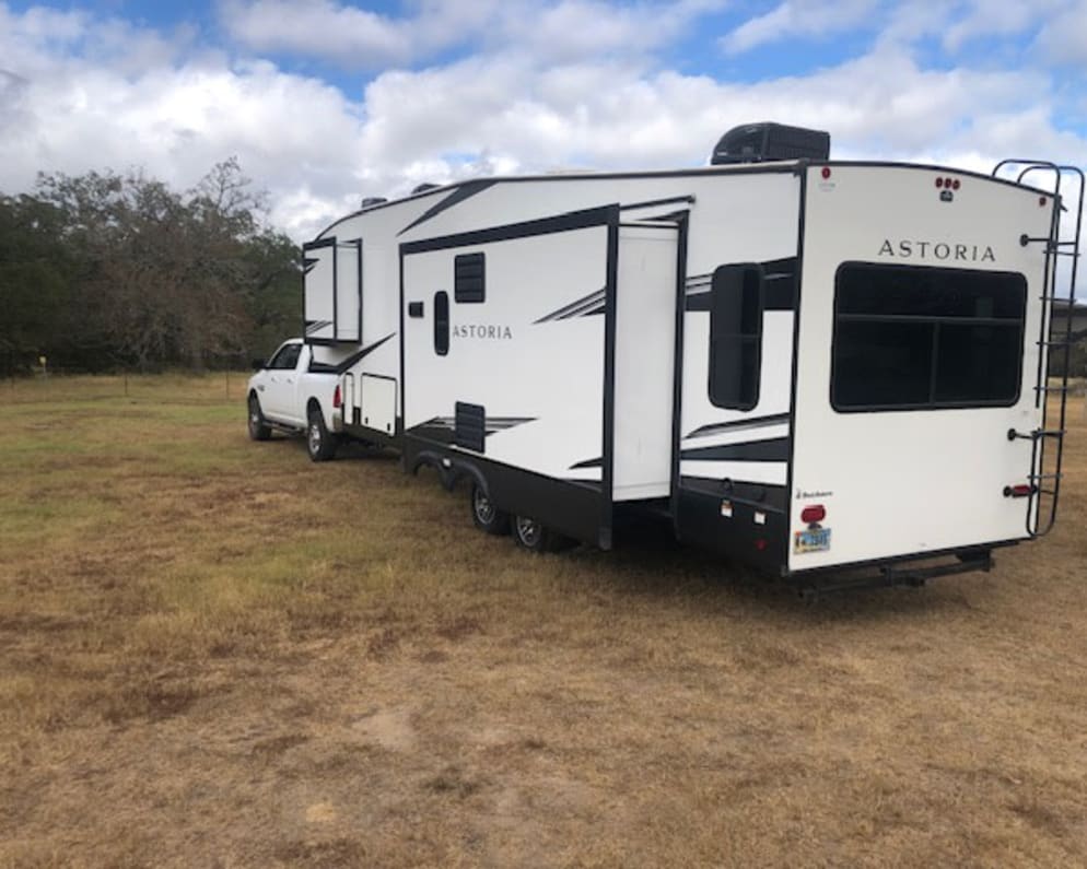 2021 Astoria 1500 Fifth Wheel for rent in La Feria Texas