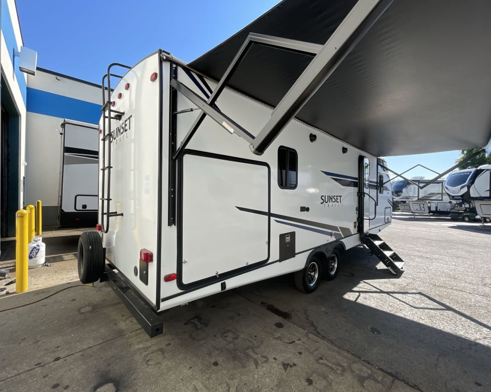 2021 Crossroads Sunset Trail Super Lite Travel Trailer for rent in Myrtle Beach South Carolina