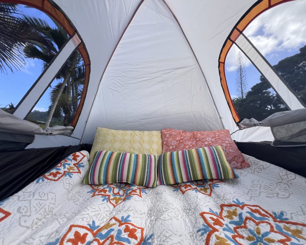 2018 Xplorer Toyota Tacoma SR5 Truck Camper for rent in Kapaa Hawaii
