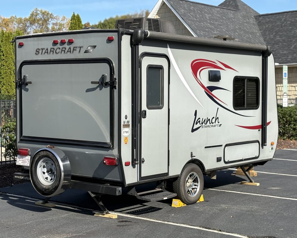 2016 Starcraft Launch available for rent in Mooresville North Carolina