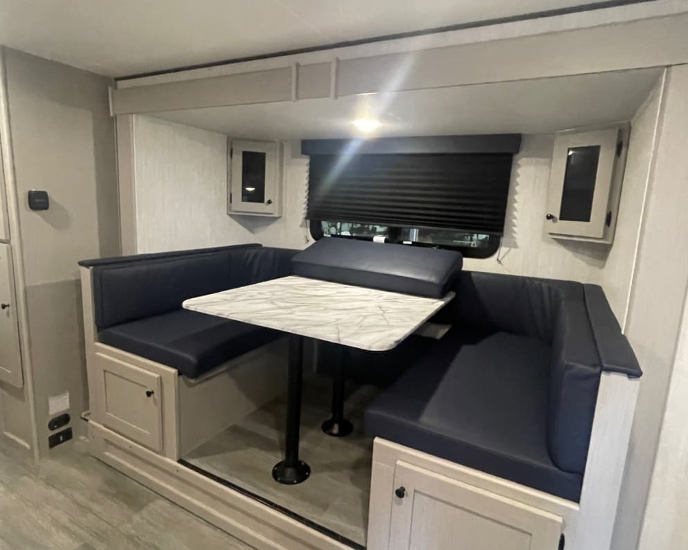 2025 Coachmen APEX 245 BHS available for rent in Winter Garden Florida
