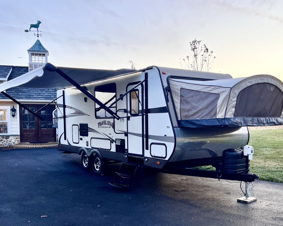 2015 Travel Star  by Starcraft for rent in 17543