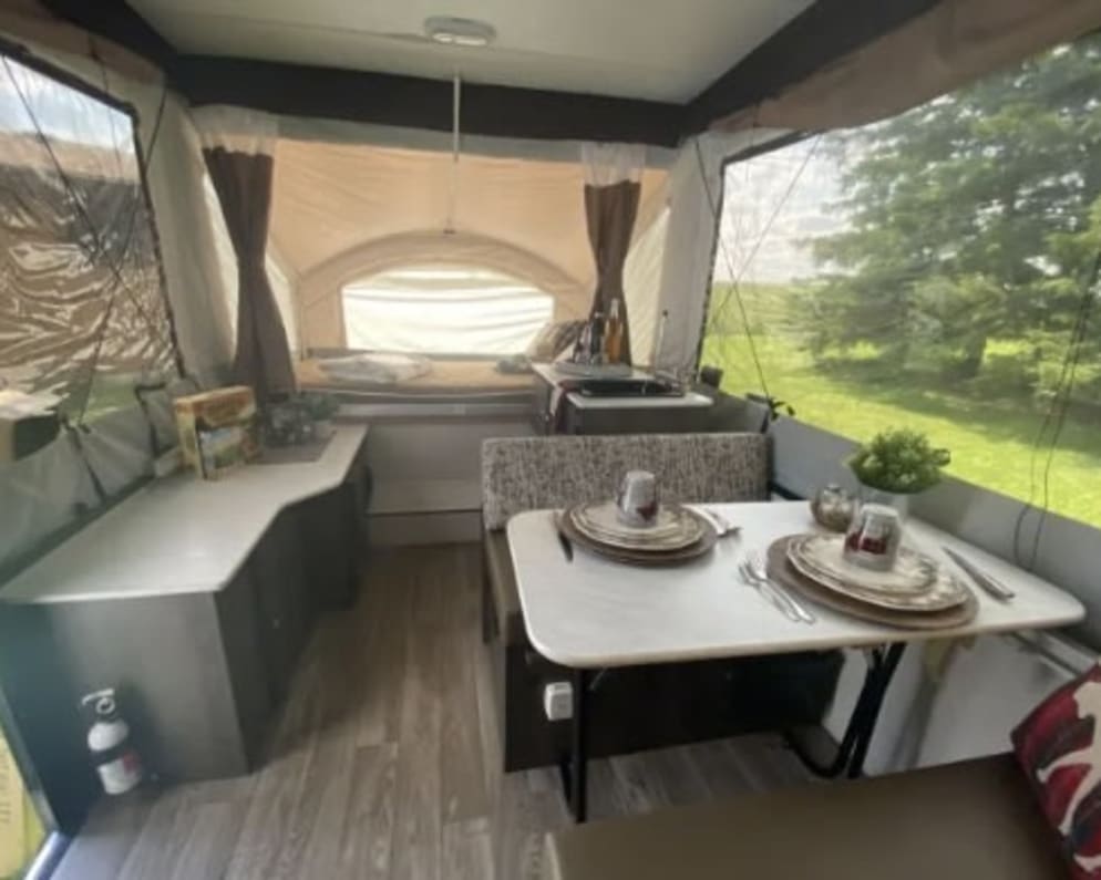 2019 Coachmen epic 1906