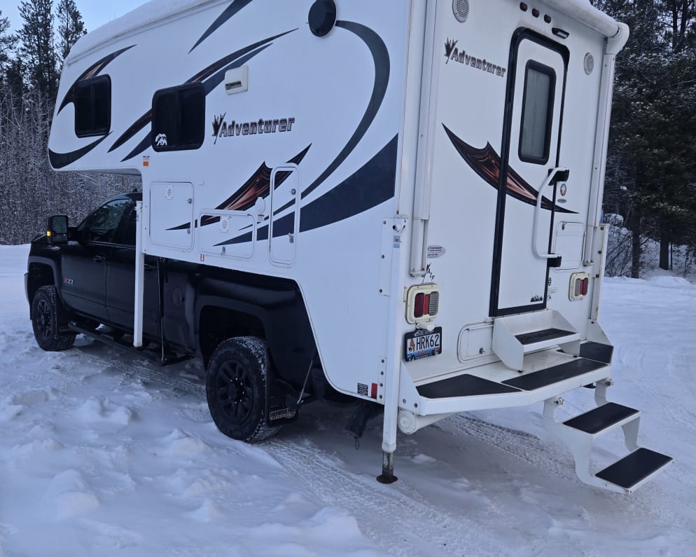 2018 Adventurer Adventurer Truck Camper for rent in Whitehorse Yukon