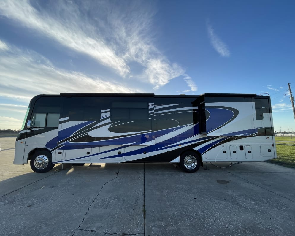2022 Entegra Coach Vision XL available for rent in Lady Lake Florida