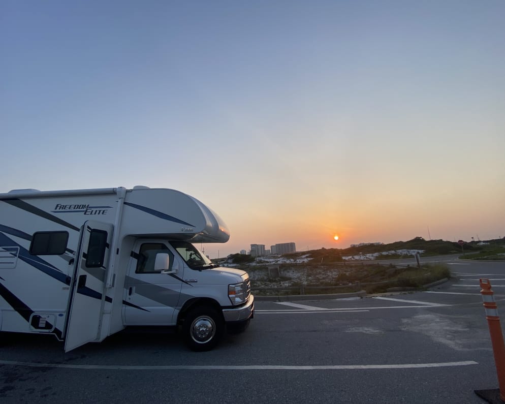2022 Freedom Elite  by Thor for rent in 33015