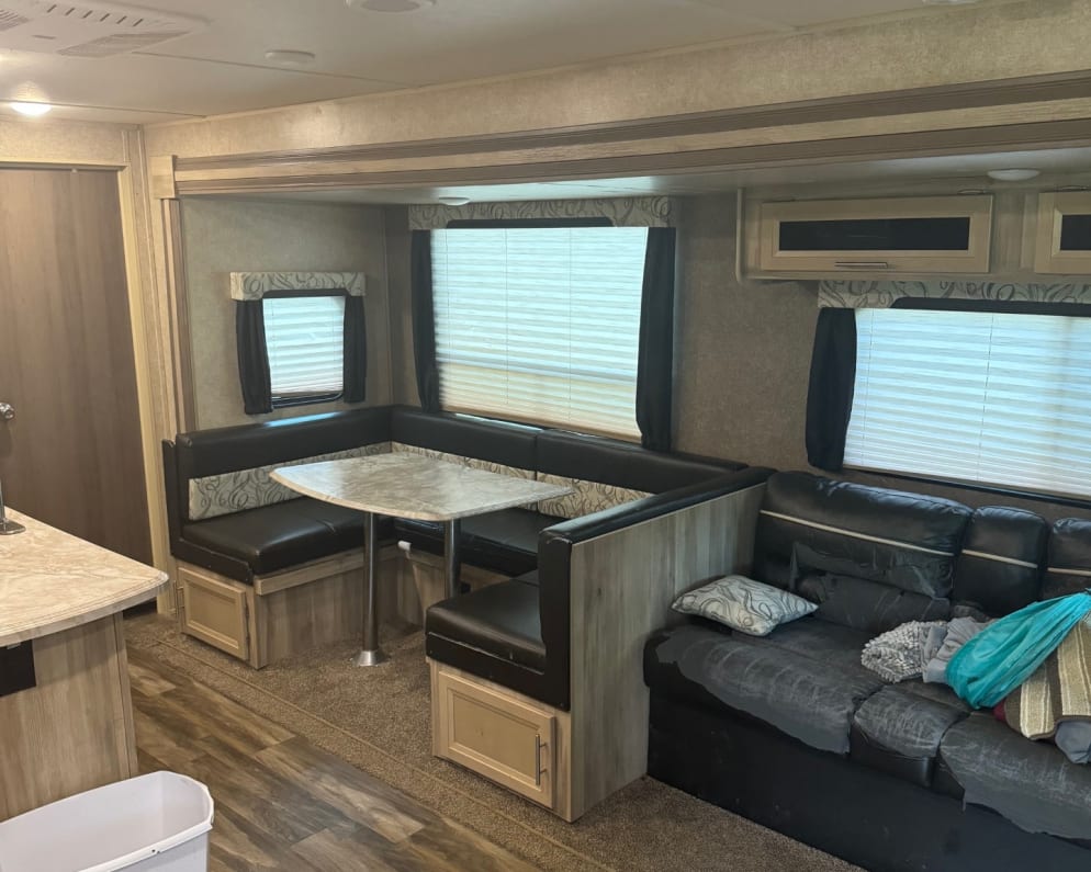 2020 Coachmen Catalina Legacy  by Forest River for rent in 70512