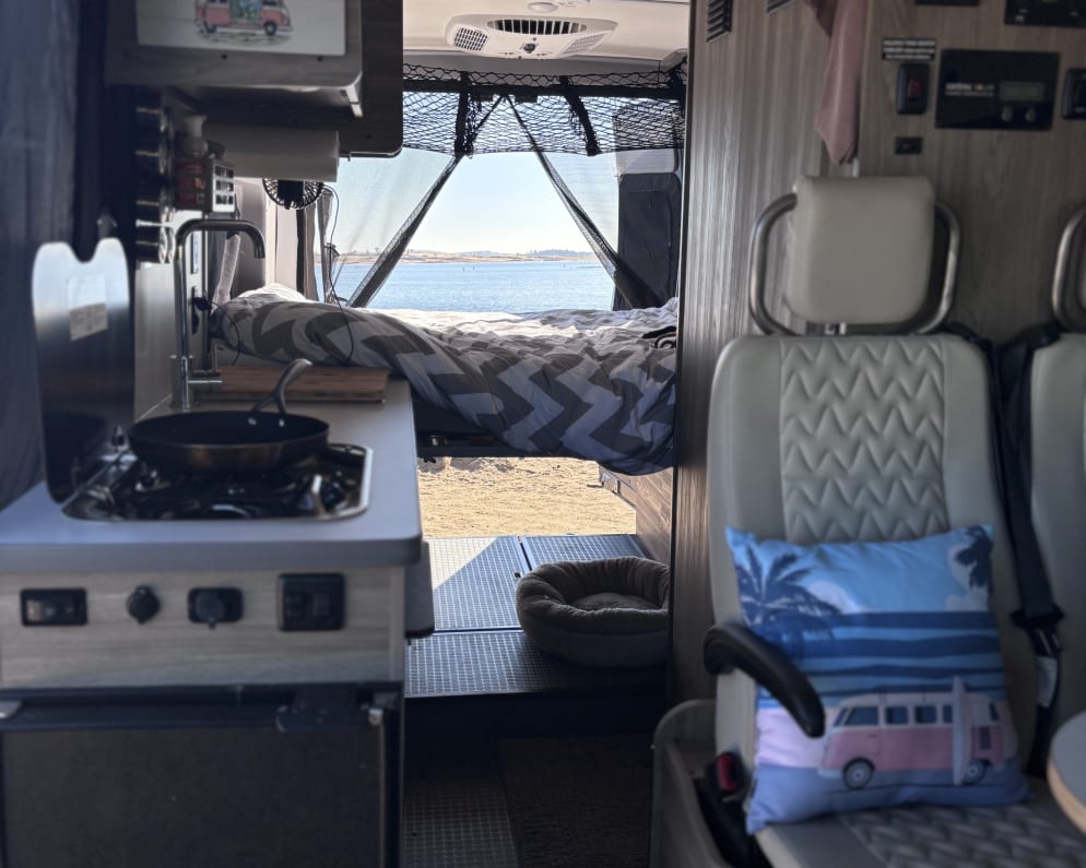 2024 Winnebago Winnebago Class B for rent in Roseville California