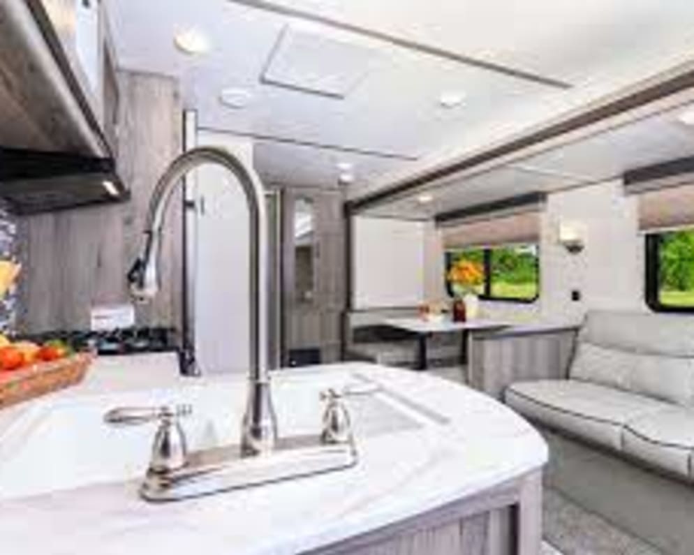 2022 Gulf Stream Kingsport Travel Trailer for rent in Como Texas