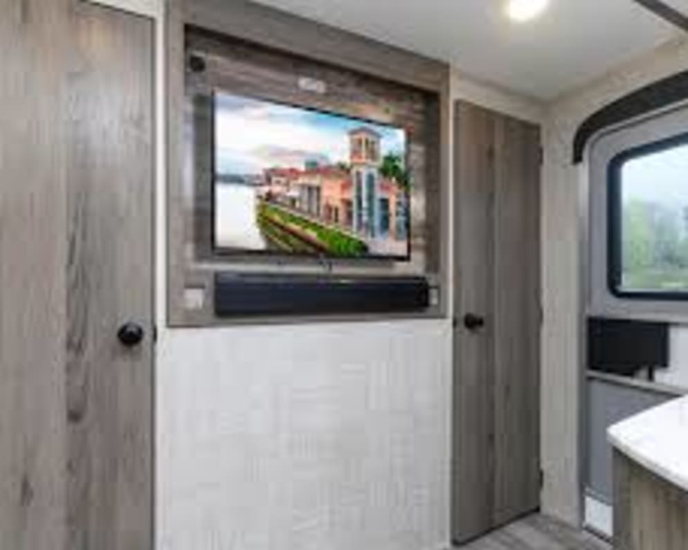 2022 Kingsport  by Gulf Stream for rent in 75431