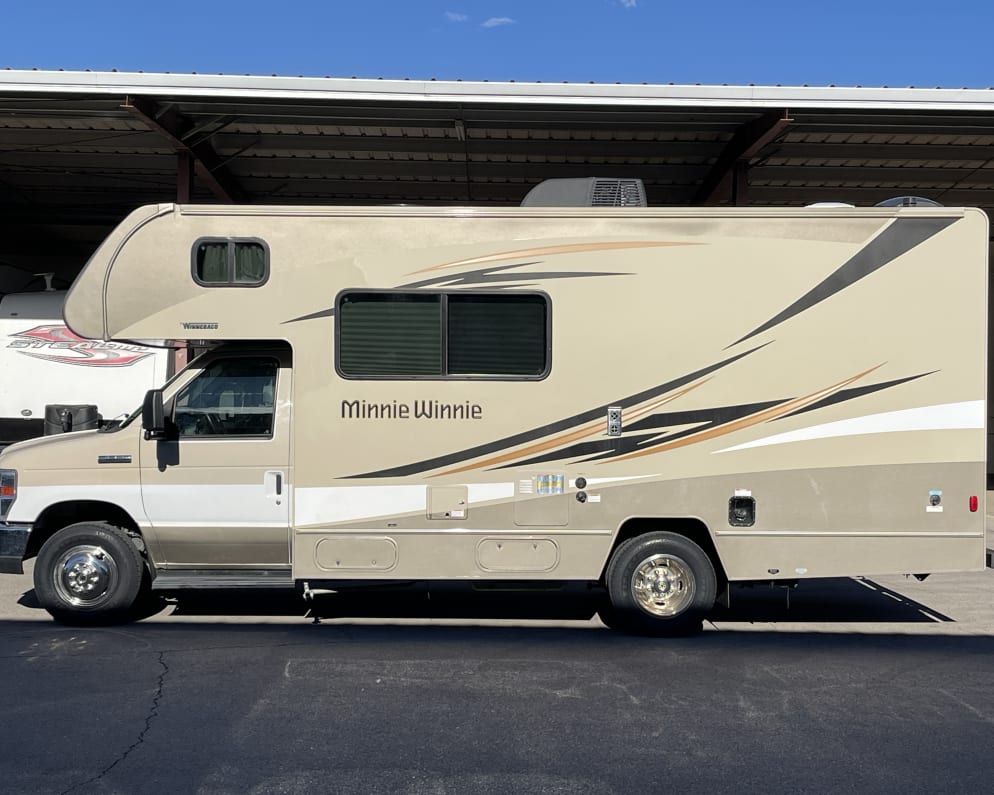 2019 Winnebago Minnie Winnie Class C for rent in Las Vegas Nevada