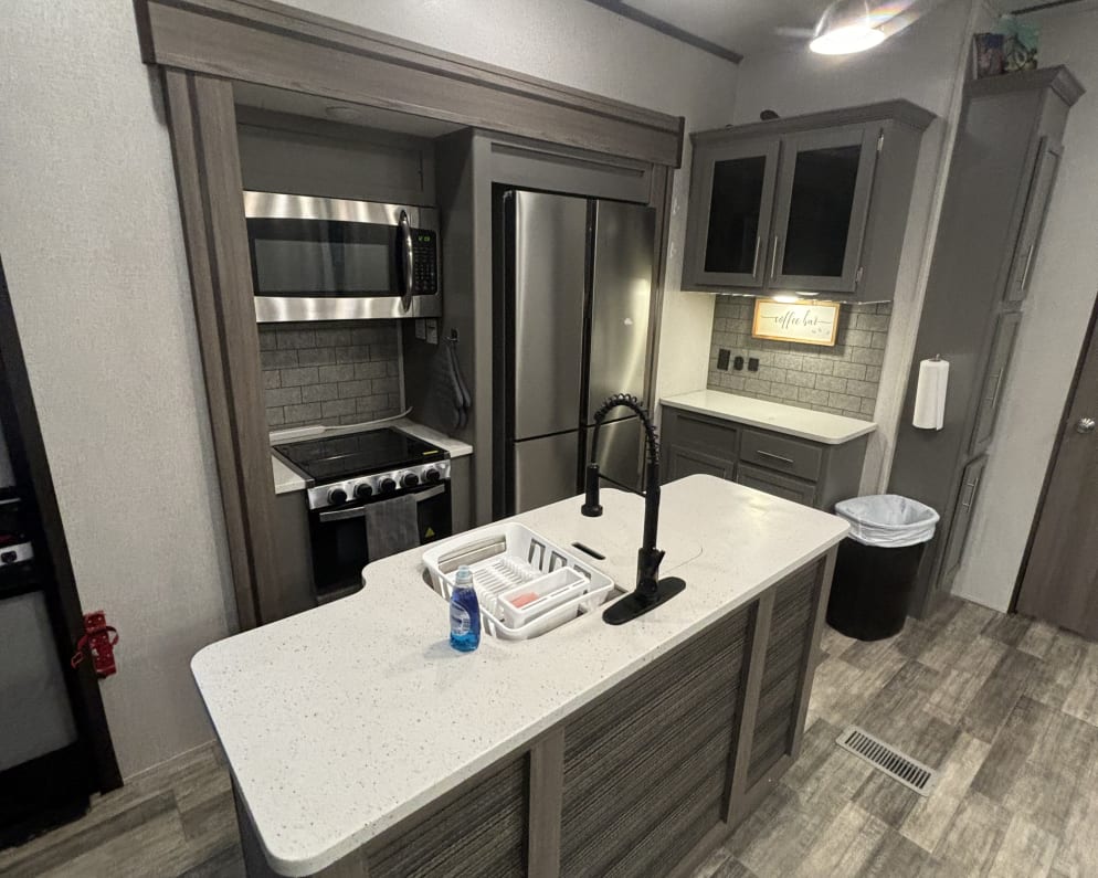 2021 Vilante  by Keystone for rent in 75103