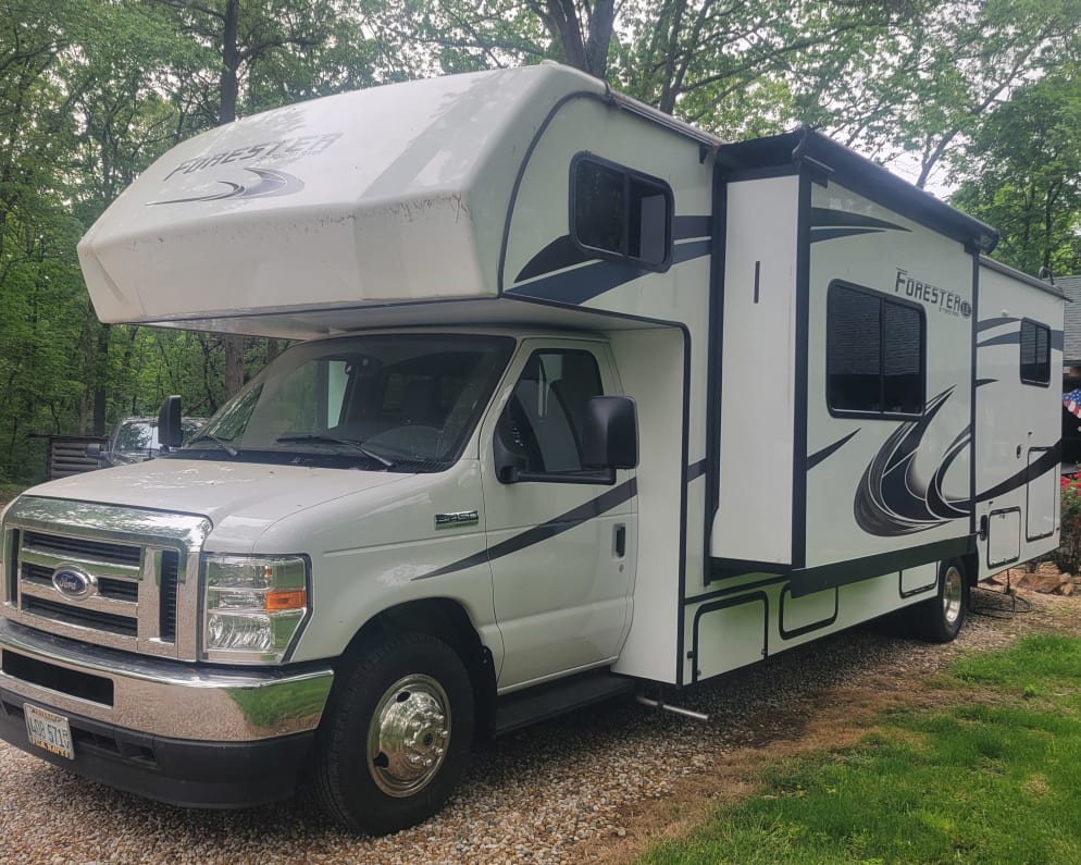 2021 LE  by Forester for rent in 62249