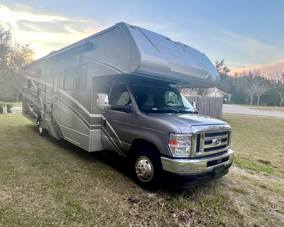 2025 Winnebago Spirit available for rent in Brandon Florida