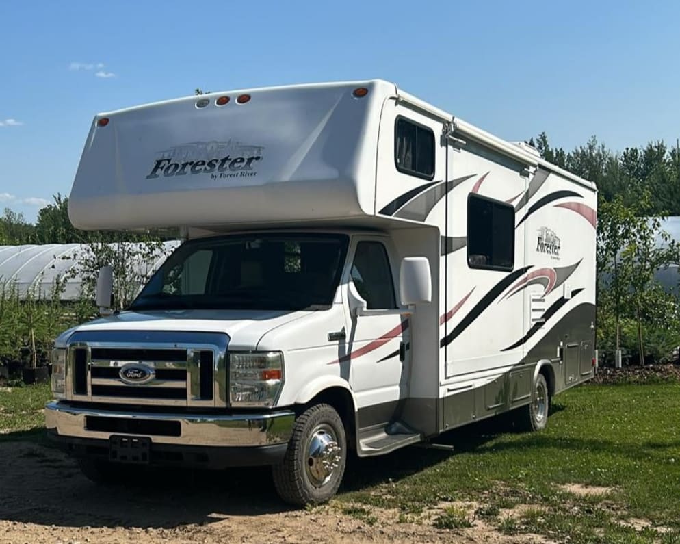 2011 Forester Forester Motorhome available for rent in Bloomsbury Alberta
