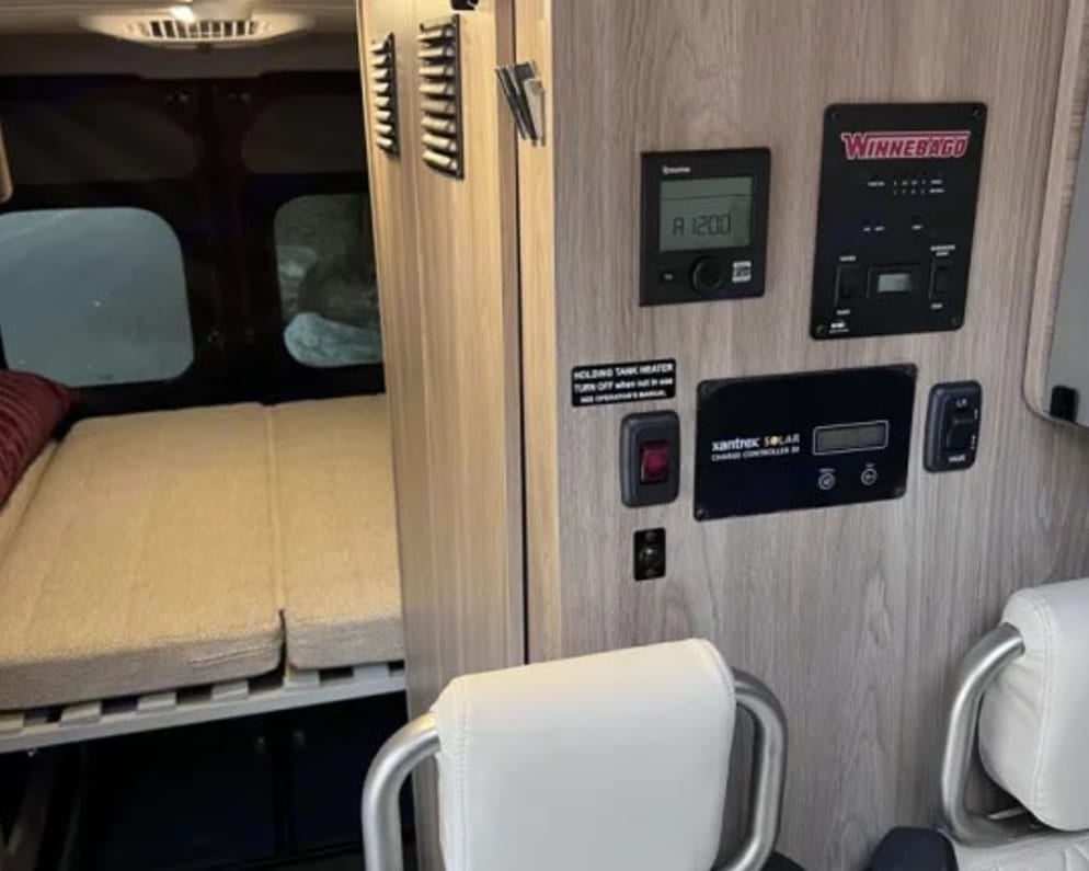 2023 Winnebago Solis 59PX