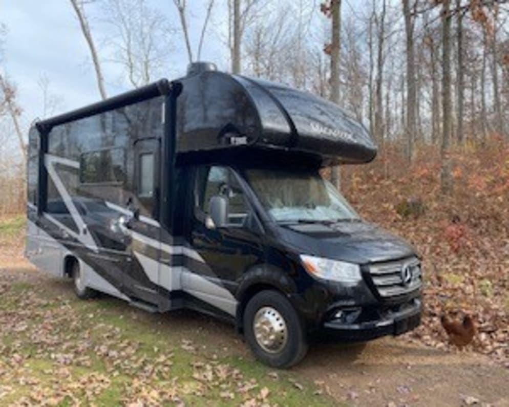 2024 Thor Magnitude GA available for rent in Shell Lake Wisconsin