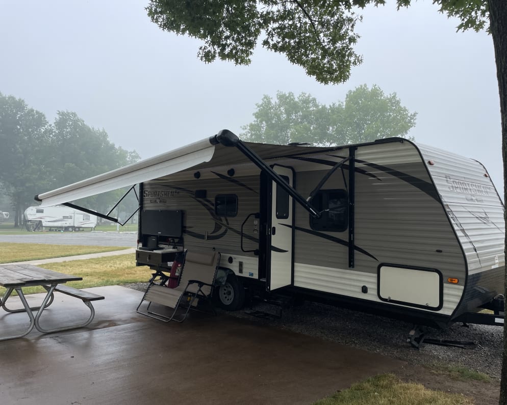 2017 Sportsmen Sportsmen Trailer