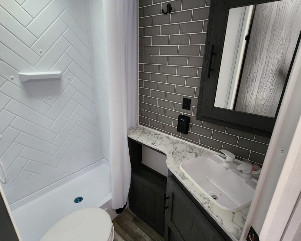 2025 Aspen Trail 26BH  by Dutchmen for rent in 76086