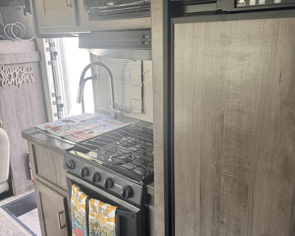 2020 Minnie Winnie  by Winnebago for rent in 92878