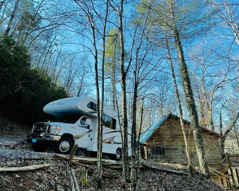 2017 Freedom Elite  by Thor for rent in 34741
