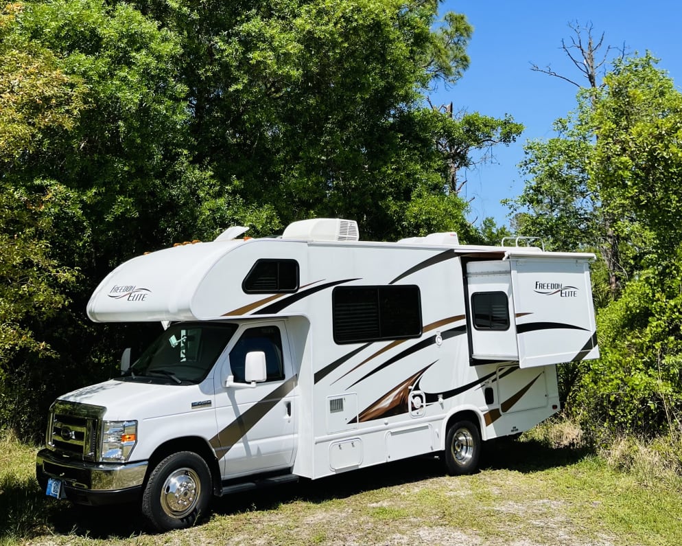 2017 Thor Freedom Elite available for rent in Kissimmee Florida