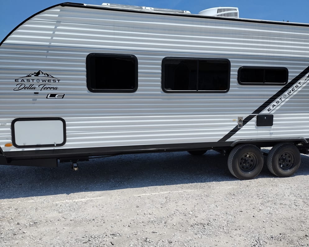 2024 East to West Della Terra LE Travel Trailer for rent in Van Buren Arkansas