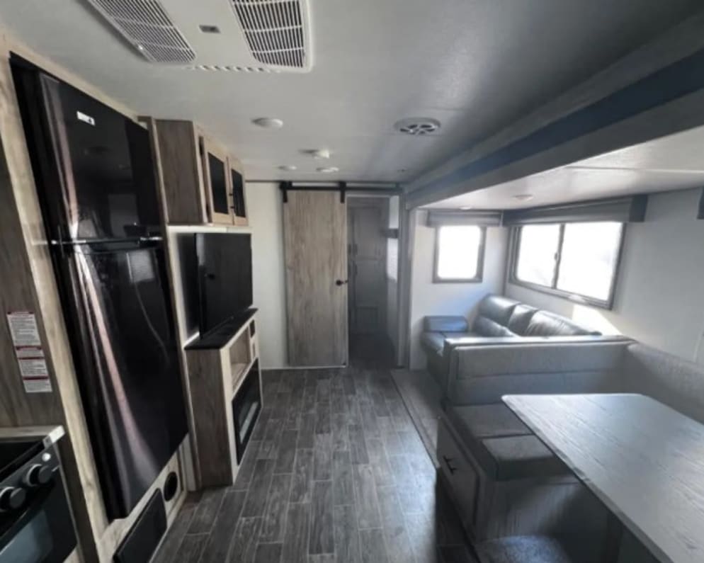 2021 Cherokee Alpha Wolf  by Forest River for rent in 93307