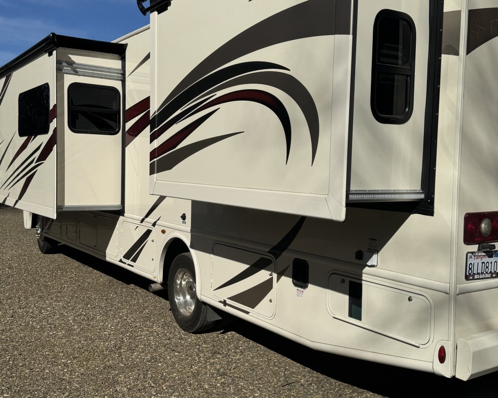 2019 Thor A.C.E. Class A for rent in Whitmore California
