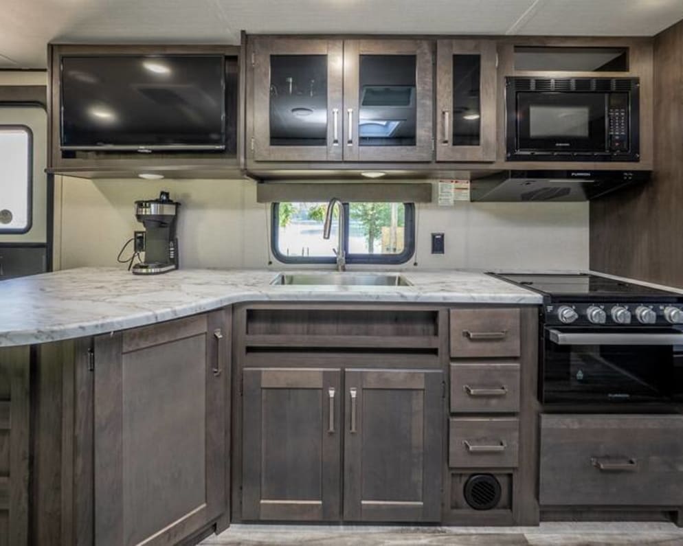 2023 Transcend Xplor  by Grand Design for rent in 49079