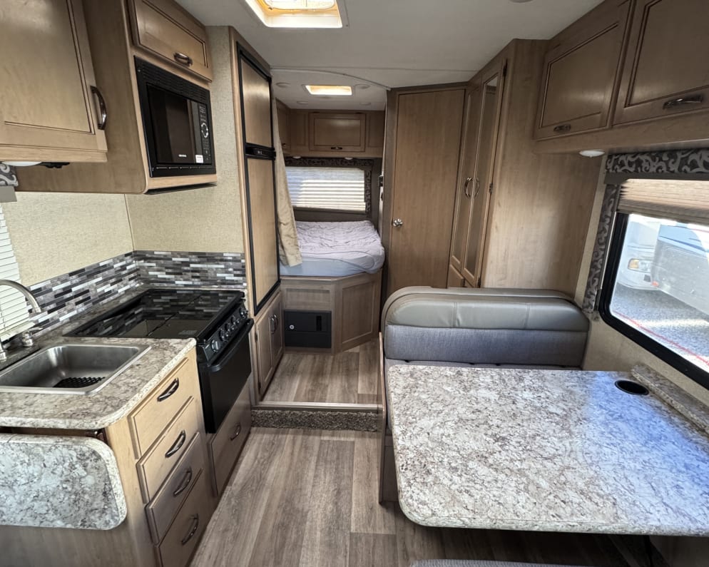 2019 Four Winds  by Thor Motor Coach for rent in 89506