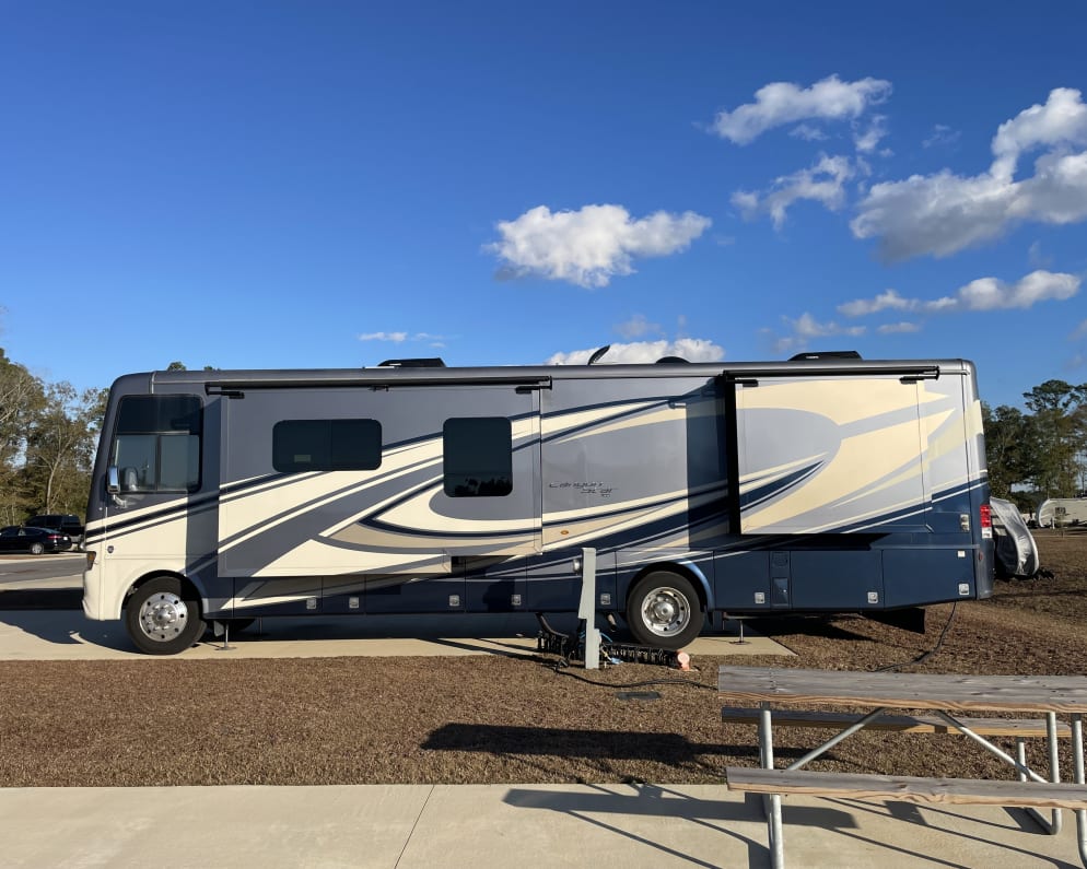 2020 Canyon Star Canyon Star Motorhome available for rent in Richmond Texas