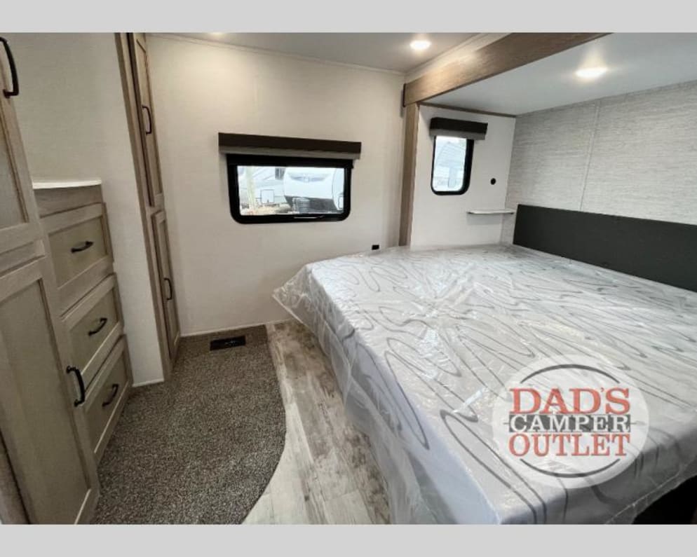 2024 Innsbruck  by Gulf Stream for rent in 39466