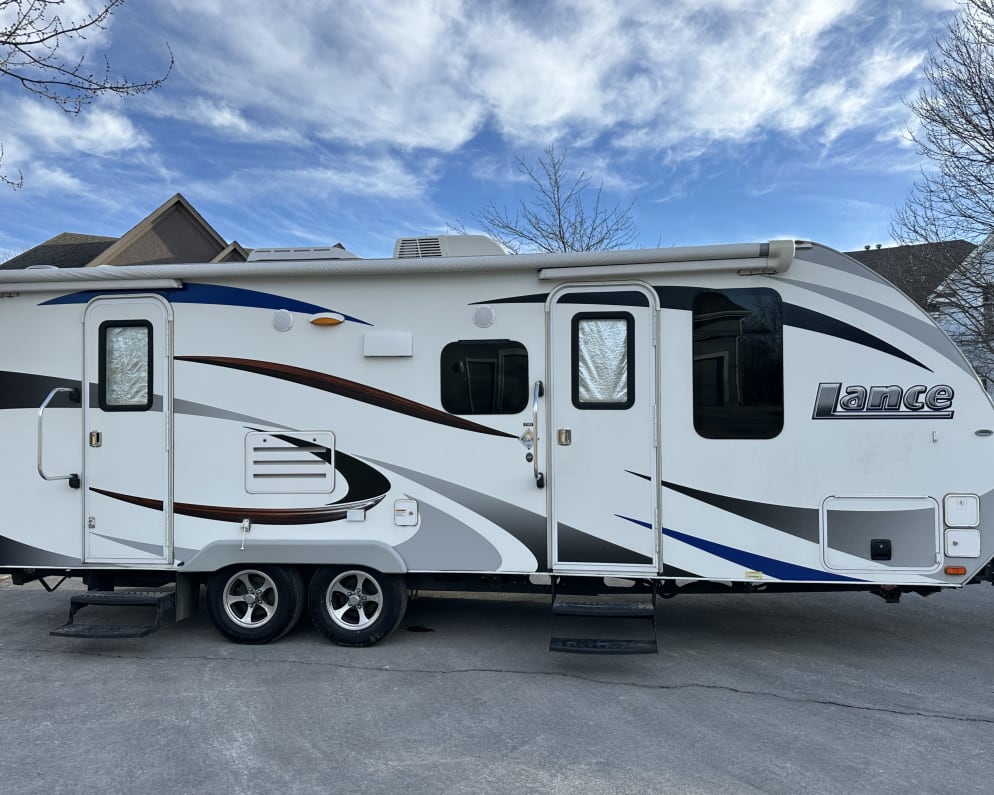 2016 Lance Manufacturing Lance Manufacturing Trailer available for rent in Olathe Kansas