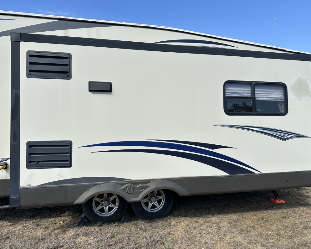 2015 Forest River Salem Hemisphere Lite Fifth Wheel for rent in Canyon Lake Texas