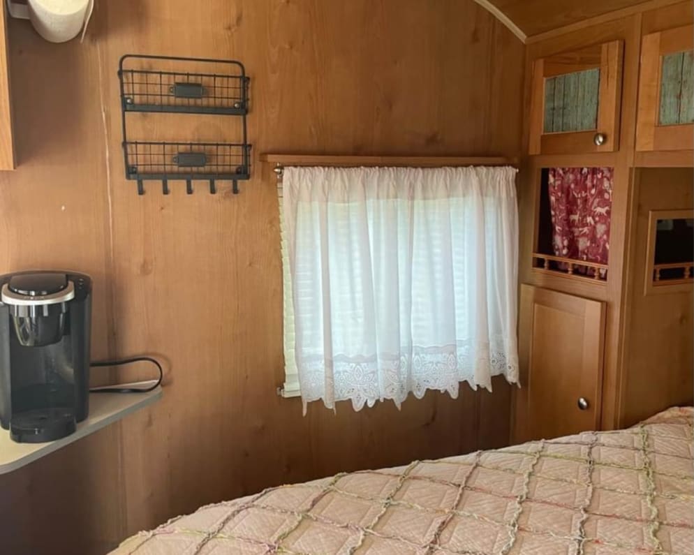 2017 Riverside Travel Trailer Retro Travel Trailer for rent in San Antonio Texas