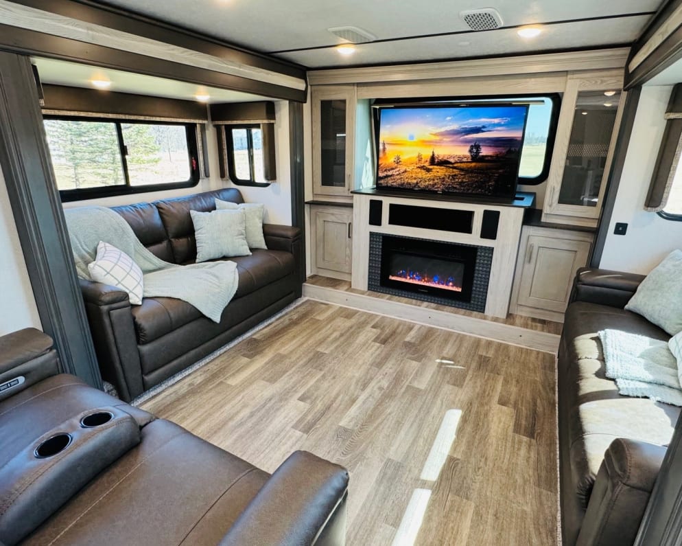 2021 Keystone RV Montana High Country available for rent in Raymond Ohio