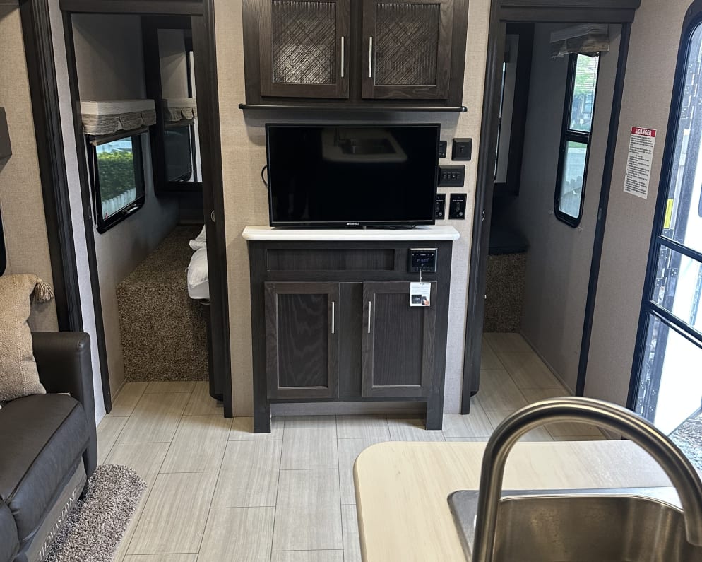 2017 X-Lite  by Forest River for rent in 95993