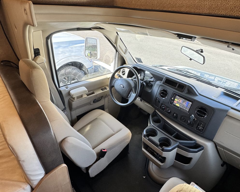 2016 Freedom Elite  by Thor for rent in 25304