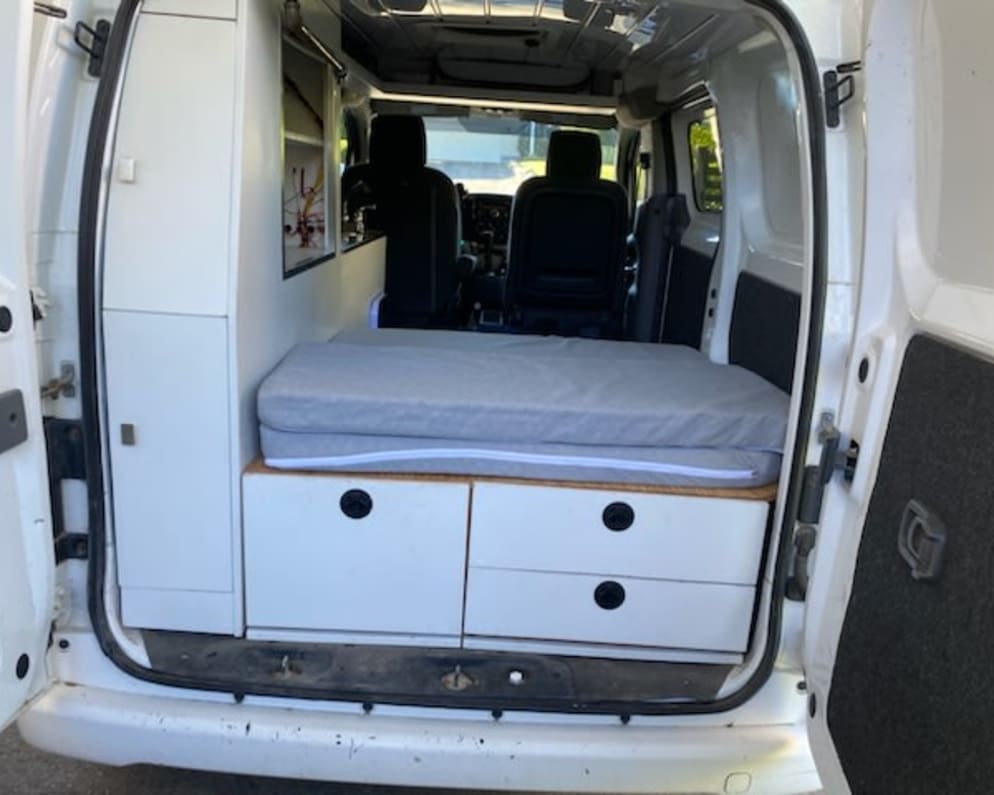 2015 NV200  by NISSAN for rent in G6G 1E6