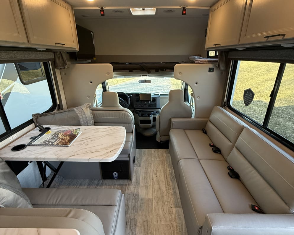 2026 Thor Motor Coach Chateau