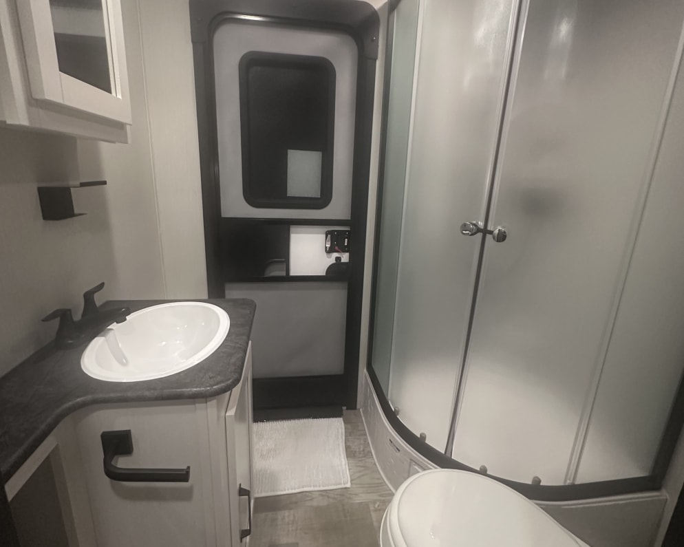2024 28BHSS  by PALOMINO for rent in 75495