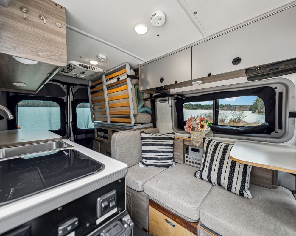 2022 Winnebago Solis Pocket available for rent in Marietta Georgia