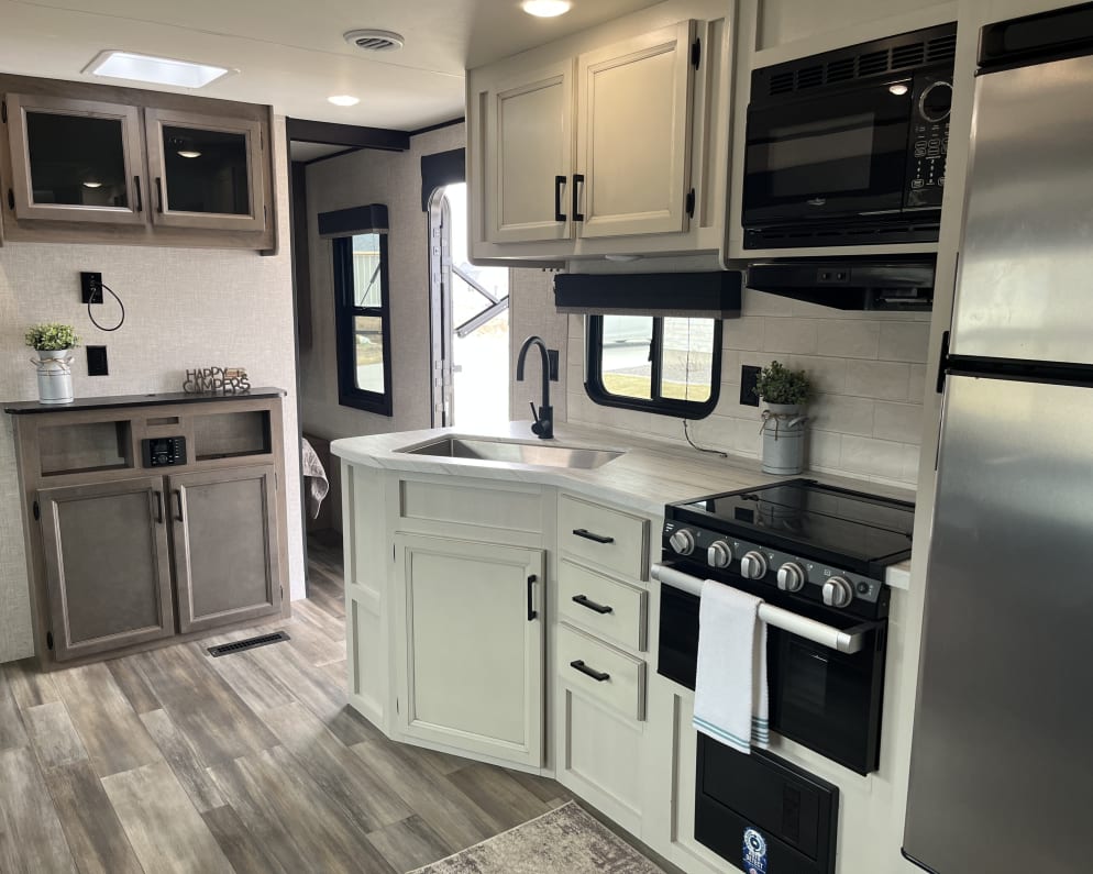 2023 Highland Ridge RV Go Play Travel Trailer for rent in Nephi Utah