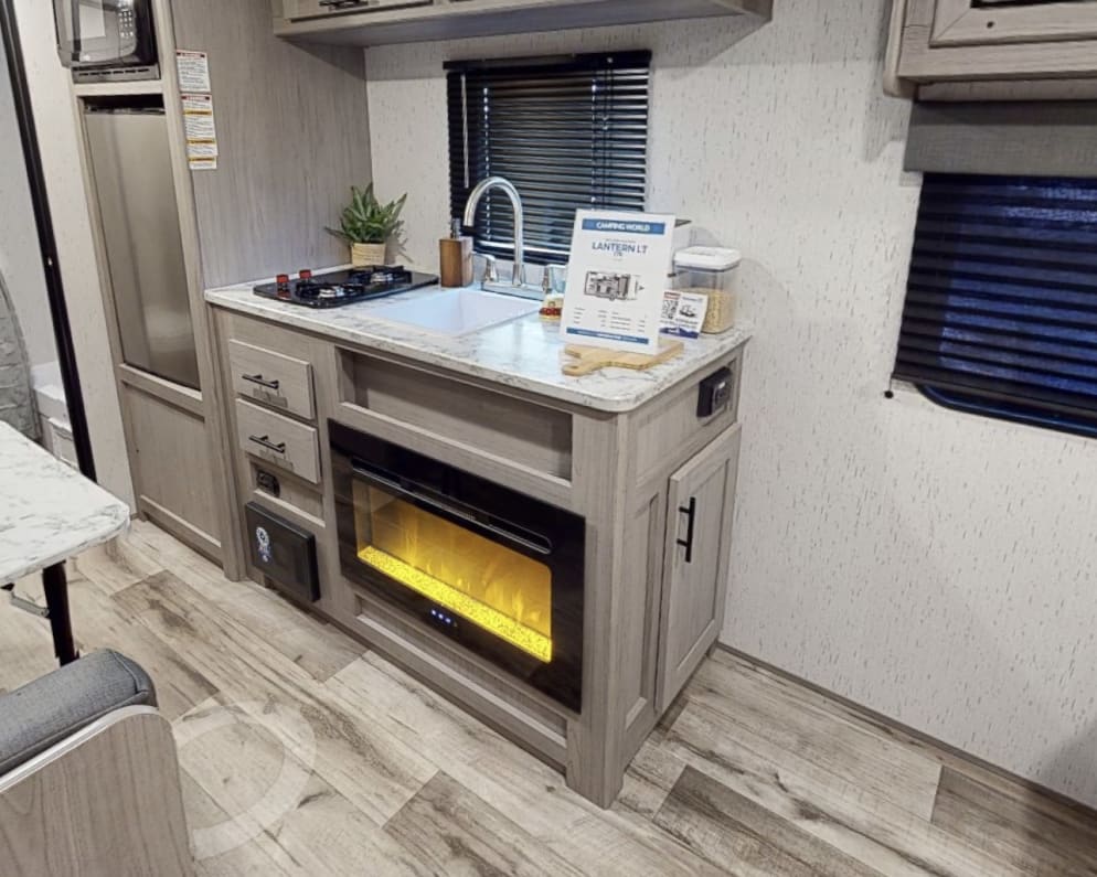 2024 Keystone RV Coleman Lantern 17B Travel Trailer for rent in Red Deer Alberta