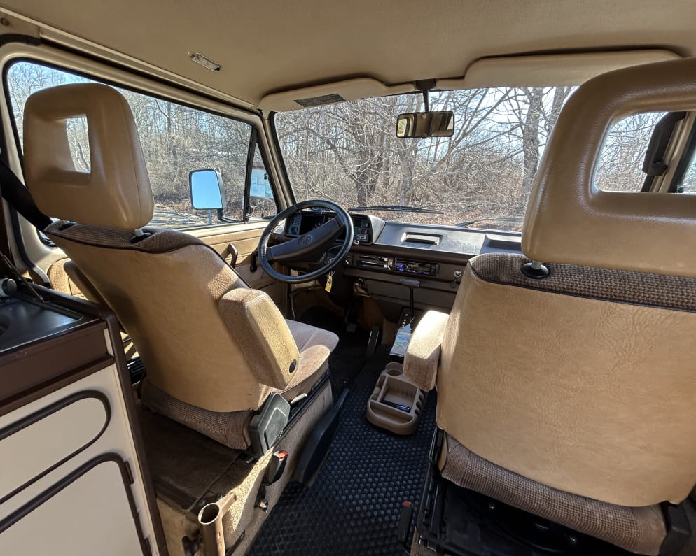 1985 Volkswagen Westfalia available for rent in Bremen Maine
