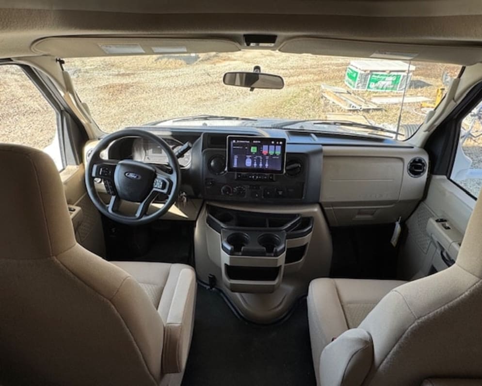 2025 Eddie Bauer 28EB  by Thor for rent in 74804