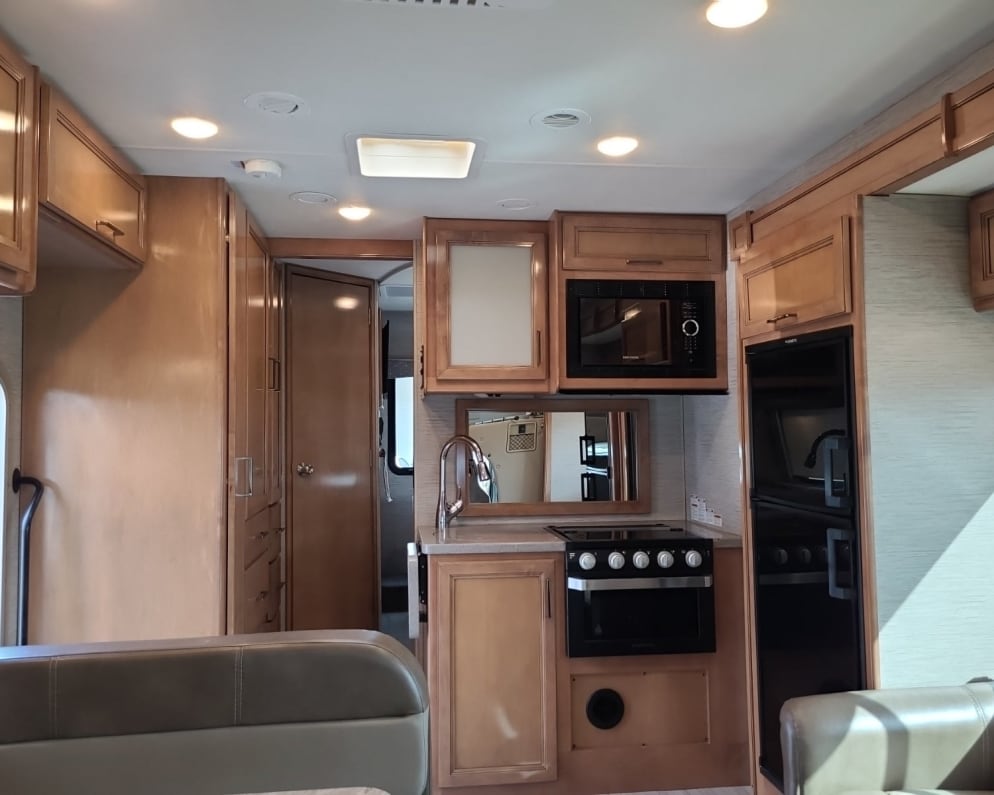 2021 Thor Quantum available for rent in Chugiak Alaska