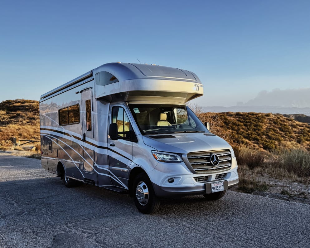 2022 Winnebago Navion